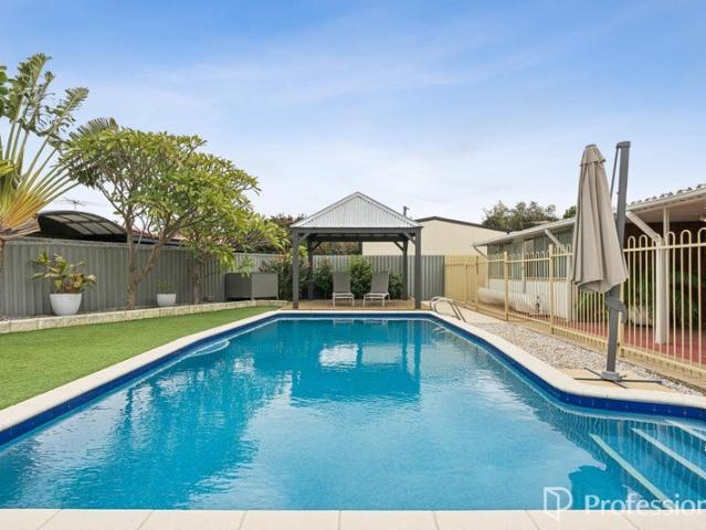 The Complete Package Pool, Workshop, Parking & Future Potential
