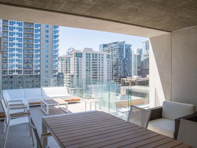 The Continental Studio Apartment for Rent at 320 W Cedar St, San Diego, CA 92101 Little Italy