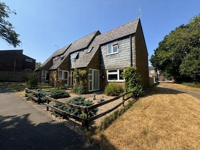 The Copse, Chichester 3 bed terraced house to rent £1,550 pcm £358 pw