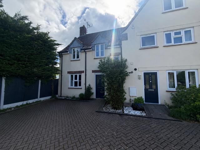 The Copse, Mere 3 bed semi detached house to rent £1,275 pcm £294 pw