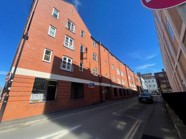 The Corner House, Leamington Spa CV32, 2 bed flat to rent, £1,300 pcm | PrimeLocation