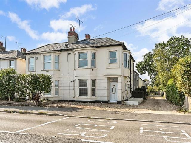 The Causeway, Arundel 2 bed apartment to rent £1,395 pcm £322 pw