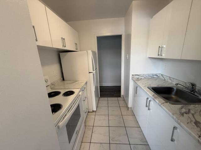 The Cavendish 1004 Apartment for Rent