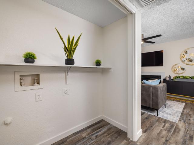 The Carmin 1 Bedroom Apartment for Rent at 711 Brentford Pl, Arlington, TX 76006 Parkway North