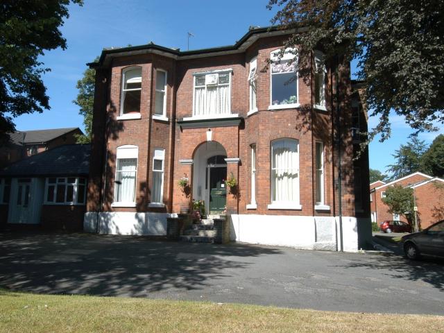 The Cedars, Mauldeth Road, Heaton Mersey, 2 bedroom, Apartment