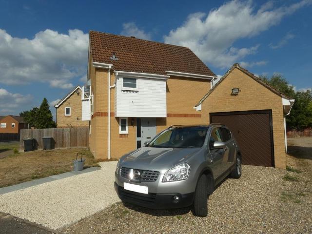 The Chase, Brandon, IP27 0RT 3 bed detached house to rent £1,350 pcm £312 pw