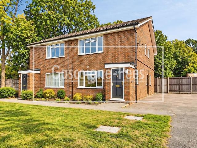 The Chase, Guildford GU2, 1 bed property to rent, £1,500 pcm | PrimeLocation