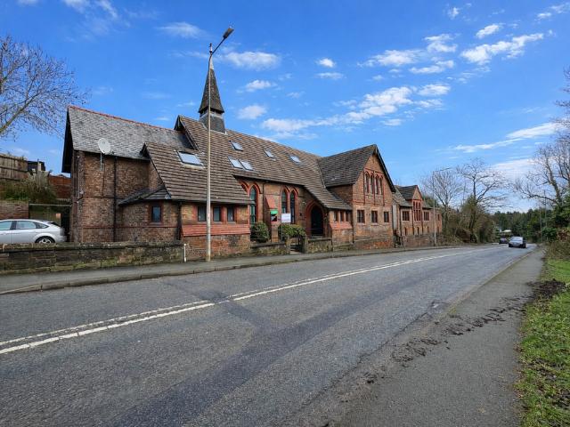 The Chapter House, Frodsham, WA6 2 bed maisonette to rent £1,050 pcm £242 pw