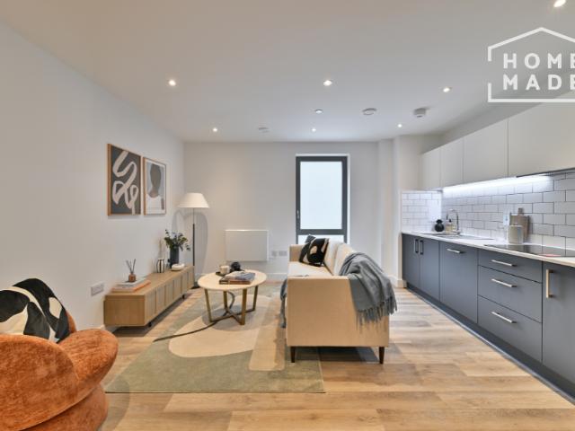The Charter DA12, 2 bed flat to rent, £1,900 pcm | PrimeLocation