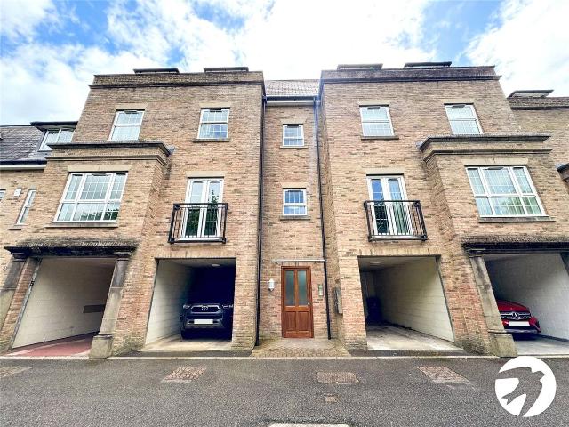 The Chimes, Bearsted, Maidstone, Kent ME14, 2 bed flat to rent, £1,300 pcm | PrimeLocation