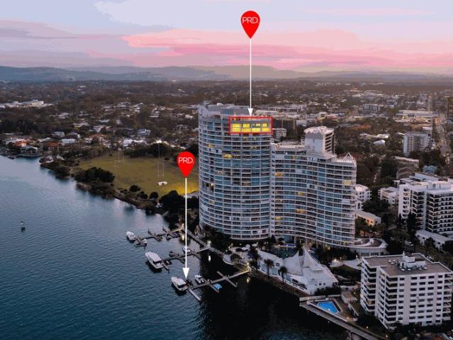 The City's Most Iconic Waterfront Location