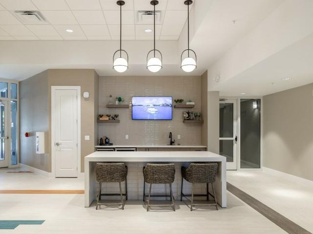 The Club on Pine Island 3 Bedroom Apartment for Rent at 315 Sw Pine Island Rd, Cape Coral, FL 33991 Mariner