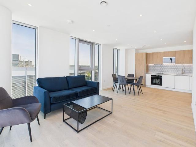 The Clarendon, Watford WD17, 2 bed flat to rent, £2,400 pcm | PrimeLocation