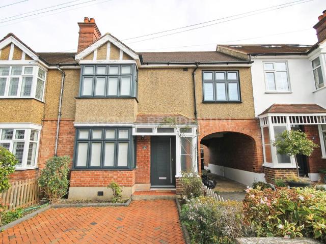The Close, New Malden KT3, 4 bed semi detached house to rent, £3,150 pcm | PrimeLocation