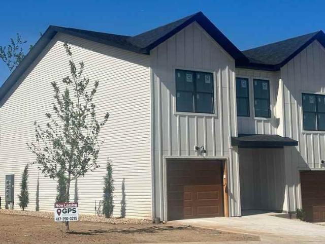 The Creekside at Finley 3 Bedroom Apartment for Rent at 2191 W Parkview Ave, Ozark, MO 65721