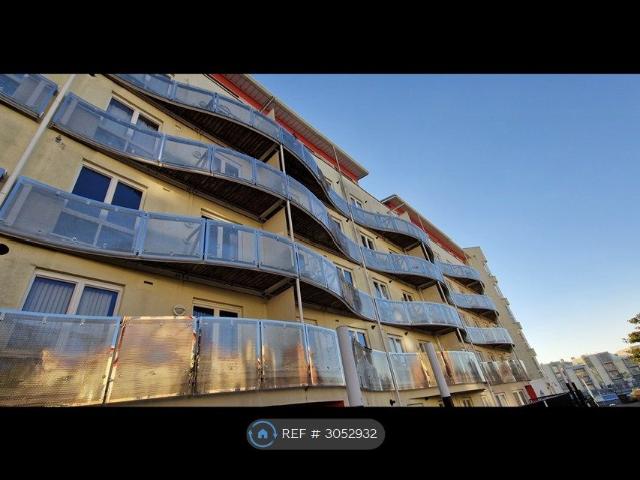 The Crescent, Bristol BS1, 1 bed flat to rent, £1,500 pcm | PrimeLocation
