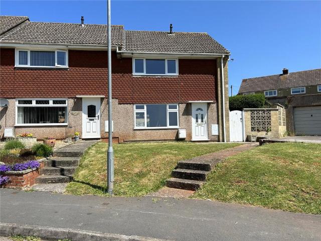 The Crescent, Bristol BS30 2 bed end of terrace house to rent £1,350 pcm £312 pw