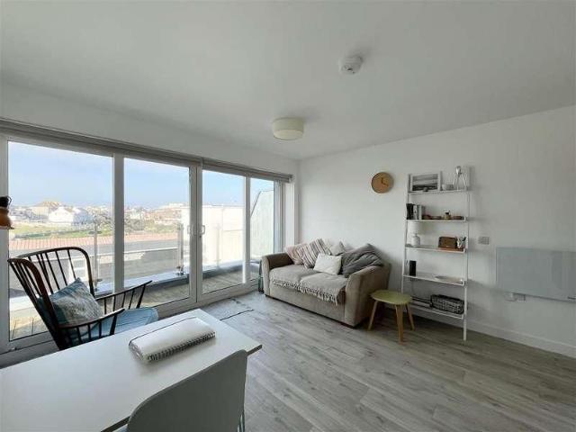 The Crescent, Newquay, TR7