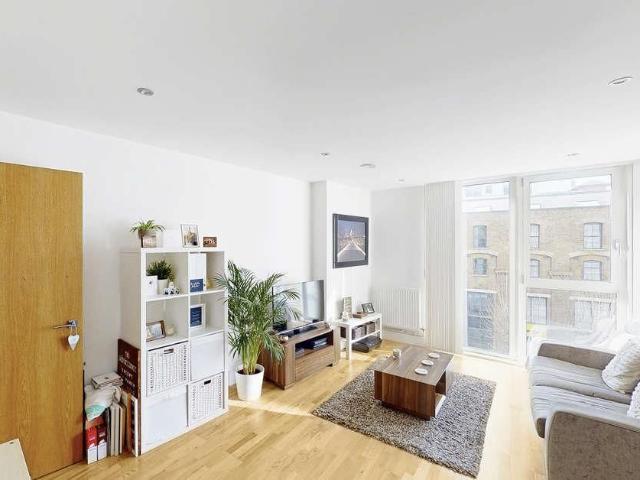 The Crescent, Seager Place, Deptford SE8, 1 bed flat to rent, £1,950 pcm | PrimeLocation