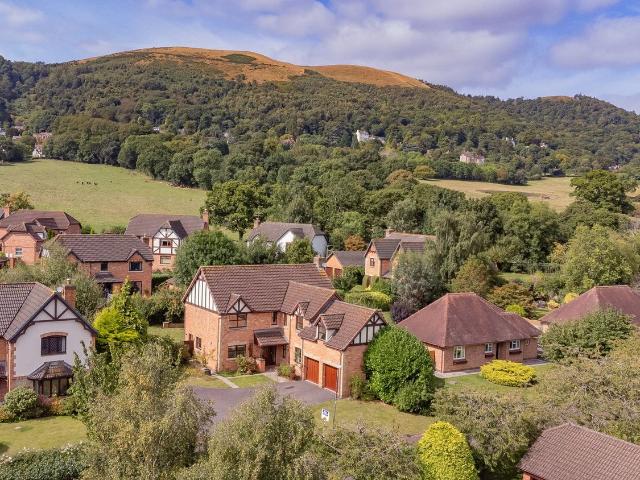 The Crescent, Upper Welland, Malvern, Worcestershire WR14, 5 bed detached house to rent, £2,100 pcm | PrimeLocation