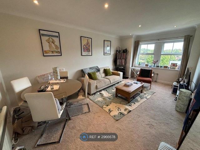 The Cricketers, Leeds LS5, 2 bed flat to rent, £1,100 pcm | PrimeLocation