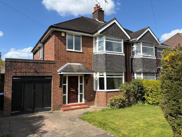 The Crossway, May Bank, ST5 3 bed semi detached house to rent £1,100 pcm £254 pw