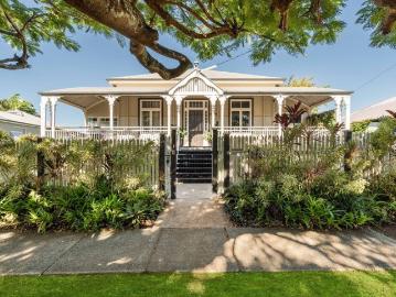THE CROWN JEWEL OF SHORNCLIFFE: ICONIC VICTORIAN QUEENSLANDER ON 1,012sqm