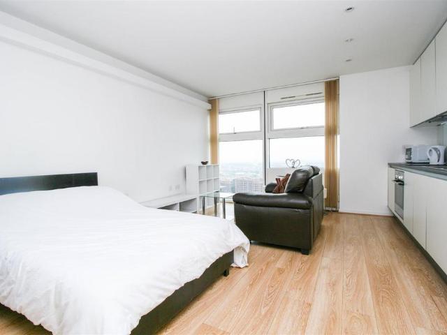 The Cube, 197 Wharfside Street Studio to rent £850 pcm £196 pw