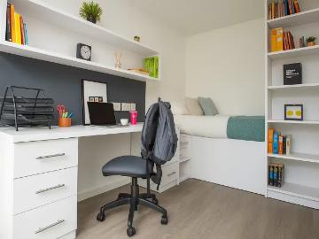 The Cube Ealing, London Has an Apartment