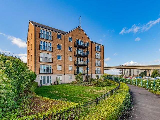The Anchorage, River Walk, Penarth Marina. CF64, 2 bed flat to rent, £1,150 pcm | PrimeLocation
