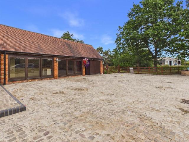 The Annex, Throstles Nest, Brinklow. 1 bed cottage to rent £1,075 pcm £248 pw