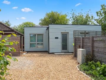 The Annexe Hobbledodds, Swavesey, Cambs CB24, 2 bed bungalow to rent, £1,395 pcm | PrimeLocation