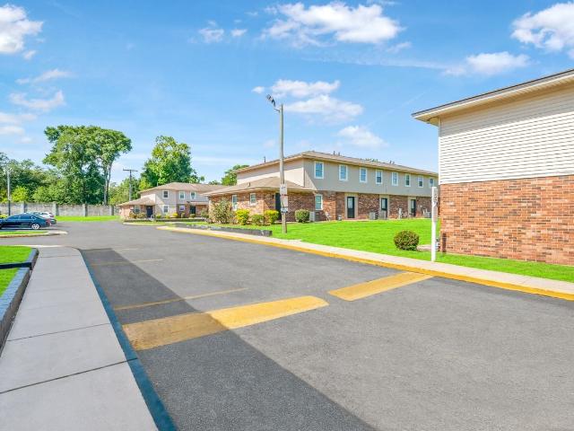 The Alcove Townhomes 1 Bedroom Apartment for Rent at 601 West 54th Street, Savannah, GA 31405 Feiler Park Hussars Terrace Dittmerville
