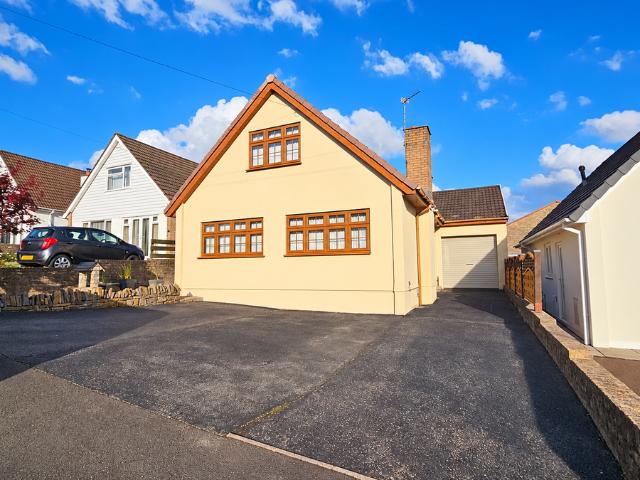 The Alders, Oakdale, Blackwood NP12, 3 bed bungalow to rent, £1,195 pcm | PrimeLocation