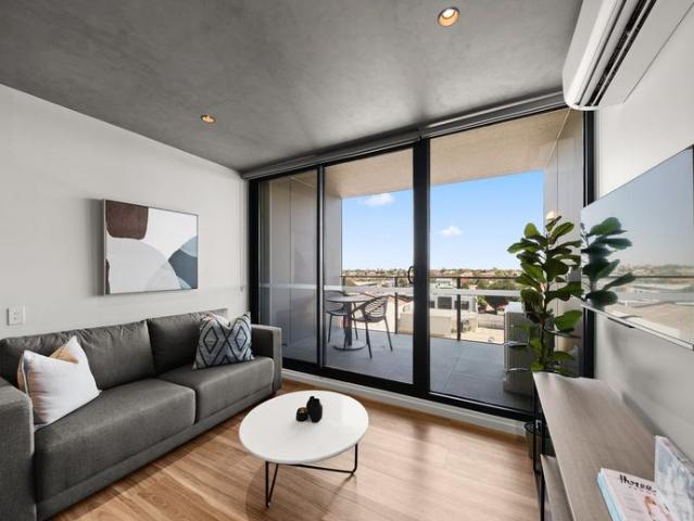 The Art of Living I Emery House Minimum 3+ month leases.