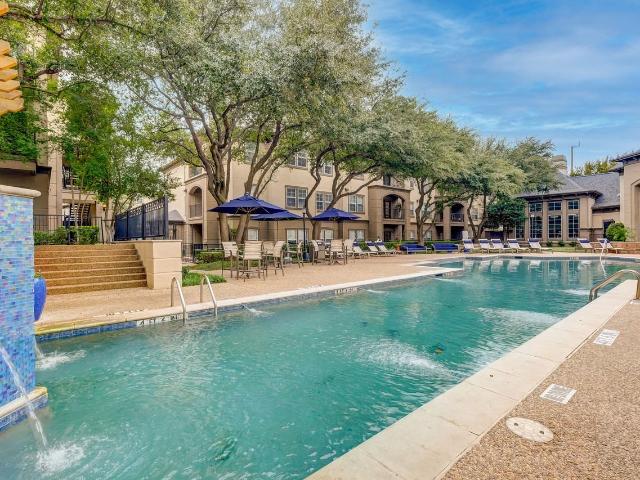 The Arches at Park Cities 2 Bedroom Apartment for Rent at 4400 W University Blvd, Dallas, TX 75209 Greenway Park