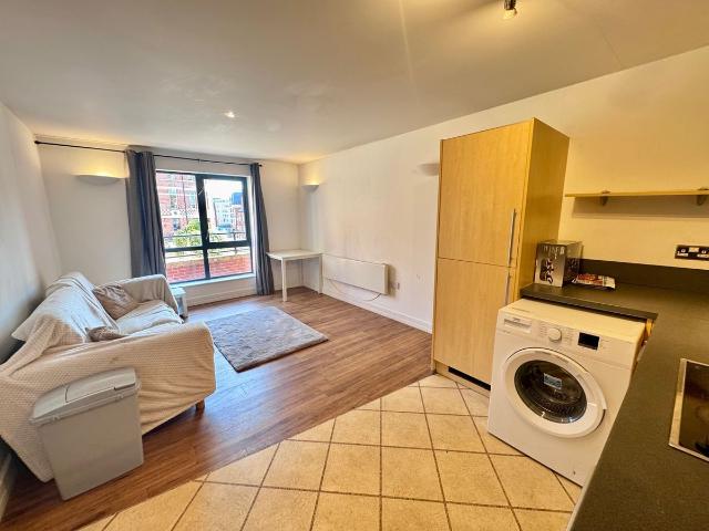 The Arena, Nottingham NG1, 2 bed flat to rent, £975 pcm | PrimeLocation
