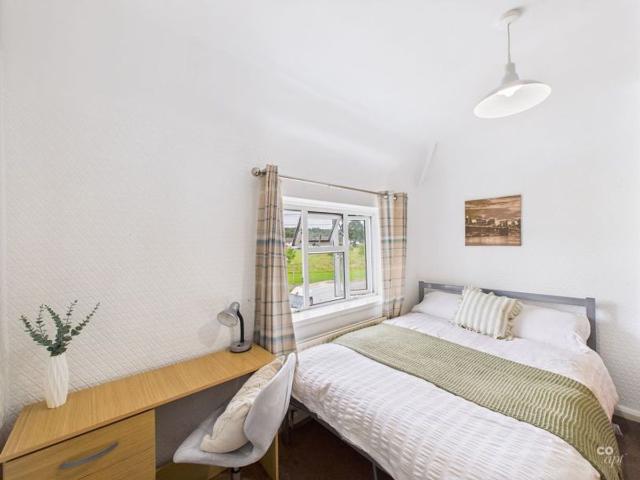 The Avenue, Master BN2, 5 bed semi detached house to rent, £2,914 pcm | PrimeLocation
