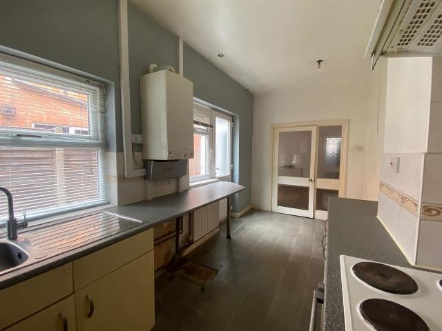 The Avenue, Acocks Green, Birmingham B27, 3 bed terraced house to rent, £1,350 pcm | PrimeLocation