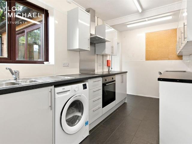 The Avenue, Brighton BN2, 5 bed terraced house to rent, £3,401 pcm | PrimeLocation