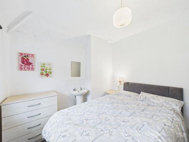 The Avenue, Brighton BN2, 5 bed semi detached house to rent, £2,700 pcm | PrimeLocation
