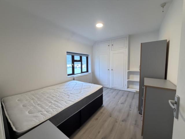 The Avenue, Brighton BN2 1 bed detached house to rent £700 pcm £162 pw