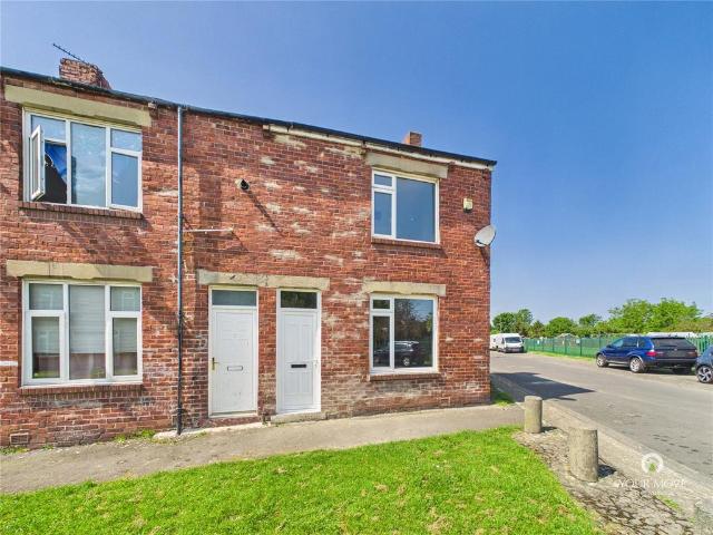 The Avenue, Chester Le Street DH2 3 bed end of terrace house to rent £600 pcm £138 pw