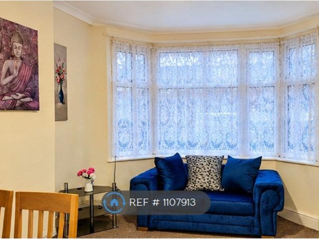 The Avenue, Coventry CV3, 3 bed terraced house to rent, £1,275 pcm | PrimeLocation