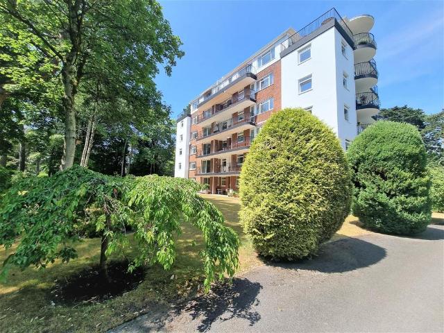The Avenue, Poole BH13 2 bed apartment to rent £1,700 pcm £392 pw