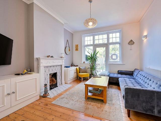 The Avenue, St Margarets, Twickenham TW1, 4 bed detached house to rent, £7,500 pcm | PrimeLocation