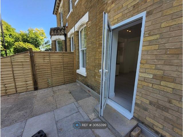 The Avenue, Southampton SO17, 2 bed flat to rent, £1,300 pcm | PrimeLocation