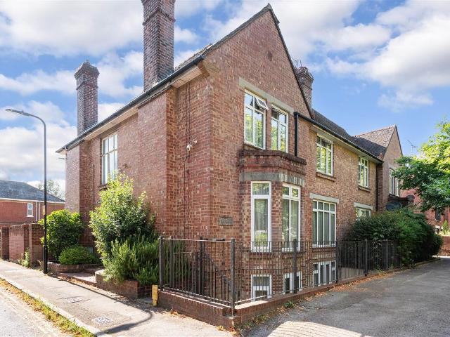 The Avenue, Southampton SO17, 4 bed flat to rent, £2,000 pcm | PrimeLocation