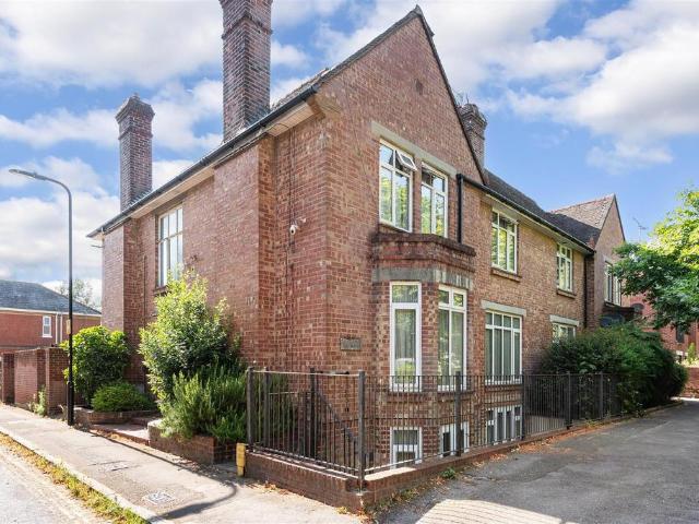 The Avenue, Southampton 4 bed apartment to rent £1,800 pcm £415 pw