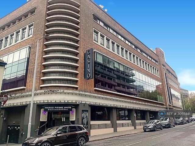 The Axis, Nottingham, NG1 2 bed penthouse to rent £1,500 pcm £346 pw